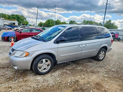 Used 2006 Dodge Grand Caravan SXT FWD image 1
