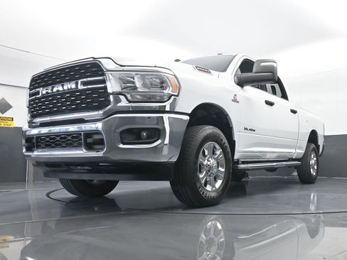 Used 2024 RAM 2500 Big Horn image 60