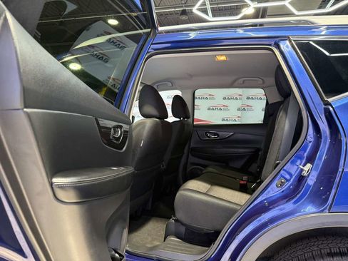 Used 2019 Nissan Rogue SV image 31