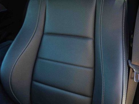 Used 2024 Mercedes-Benz GLE 350 4MATIC image 28