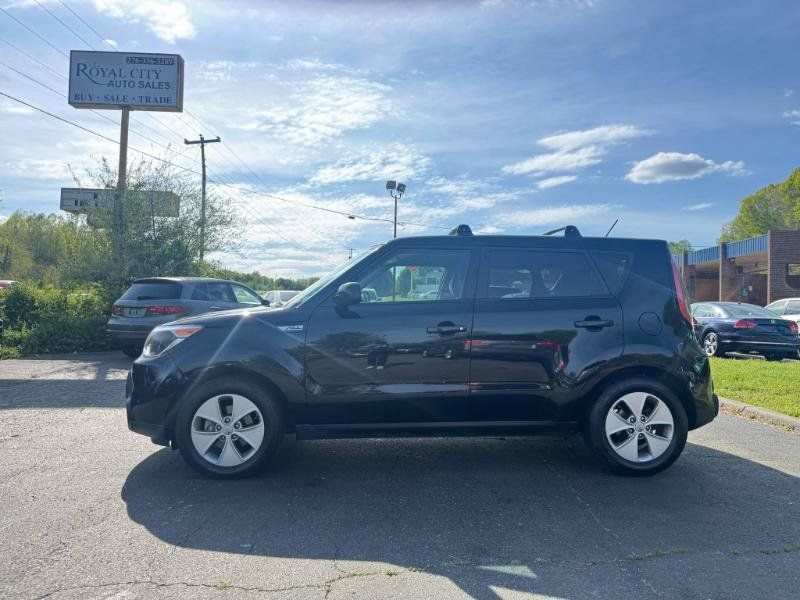 Used 2016 Kia Soul FWD image 8
