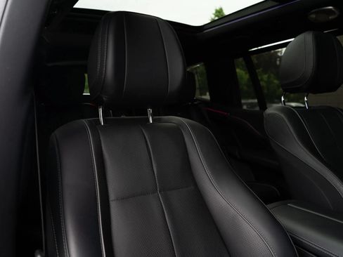 Used 2023 Mercedes-Benz Maybach GLS 600 4MATIC image 54
