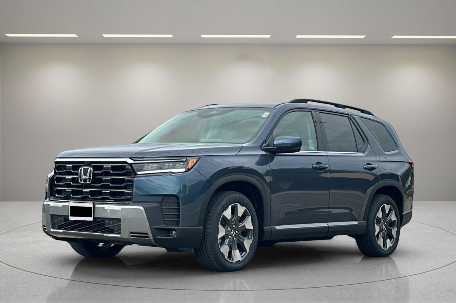 New 2026 Honda Pilot Touring image 9