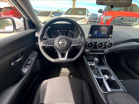 Used 2025 Nissan Sentra SV FWD image 6