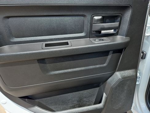New 2026 RAM 2500 Tradesman AWD/4WD image 16