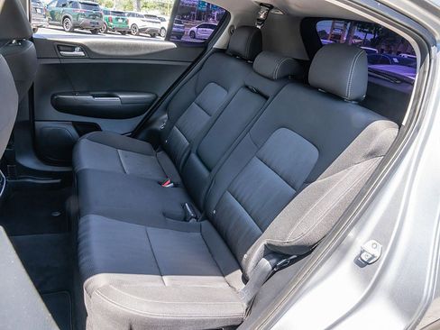 Used 2020 Kia Sportage LX FWD image 18