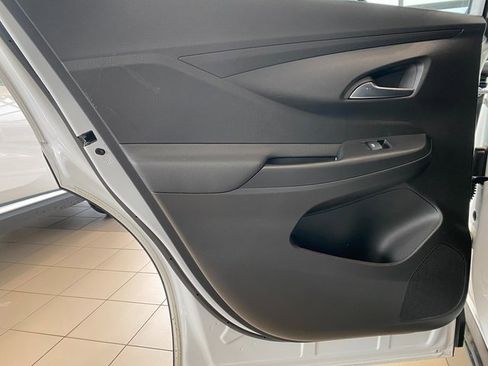 Used 2024 Buick Envista Preferred w/ Convenience I Package image 9