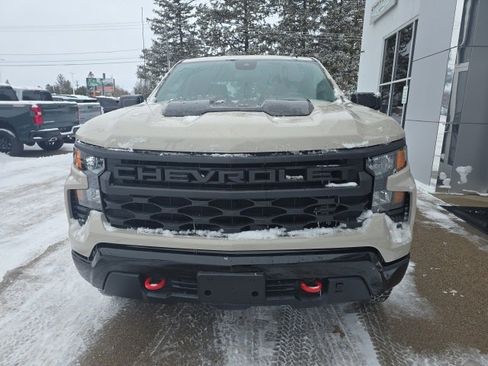 New 2026 Chevrolet Silverado 1500 Custom Trail Boss w/ LPO, Dark Essentials Package image 2