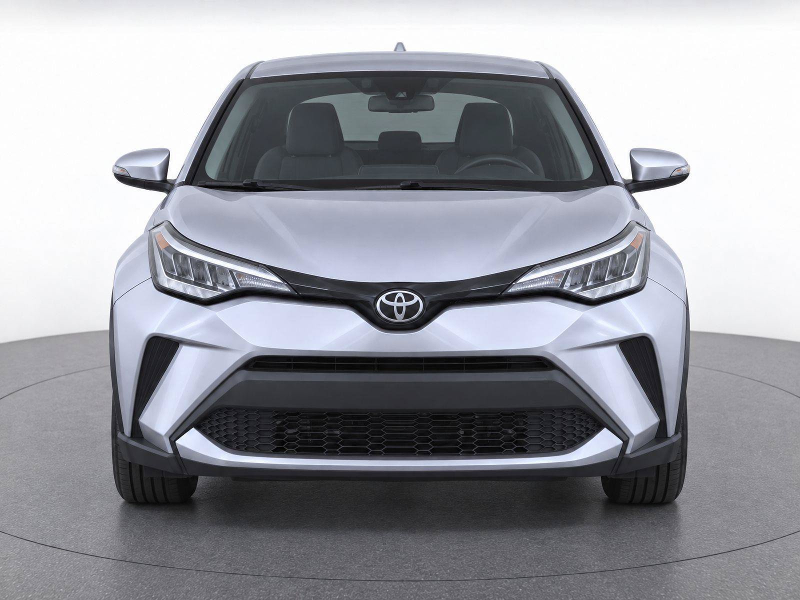 Used 2020 Toyota C-HR LE FWD image 4