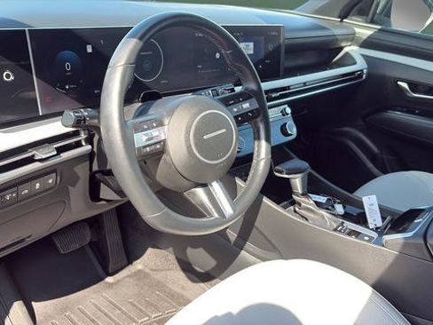 Used 2025 Hyundai Santa Cruz Limited image 13