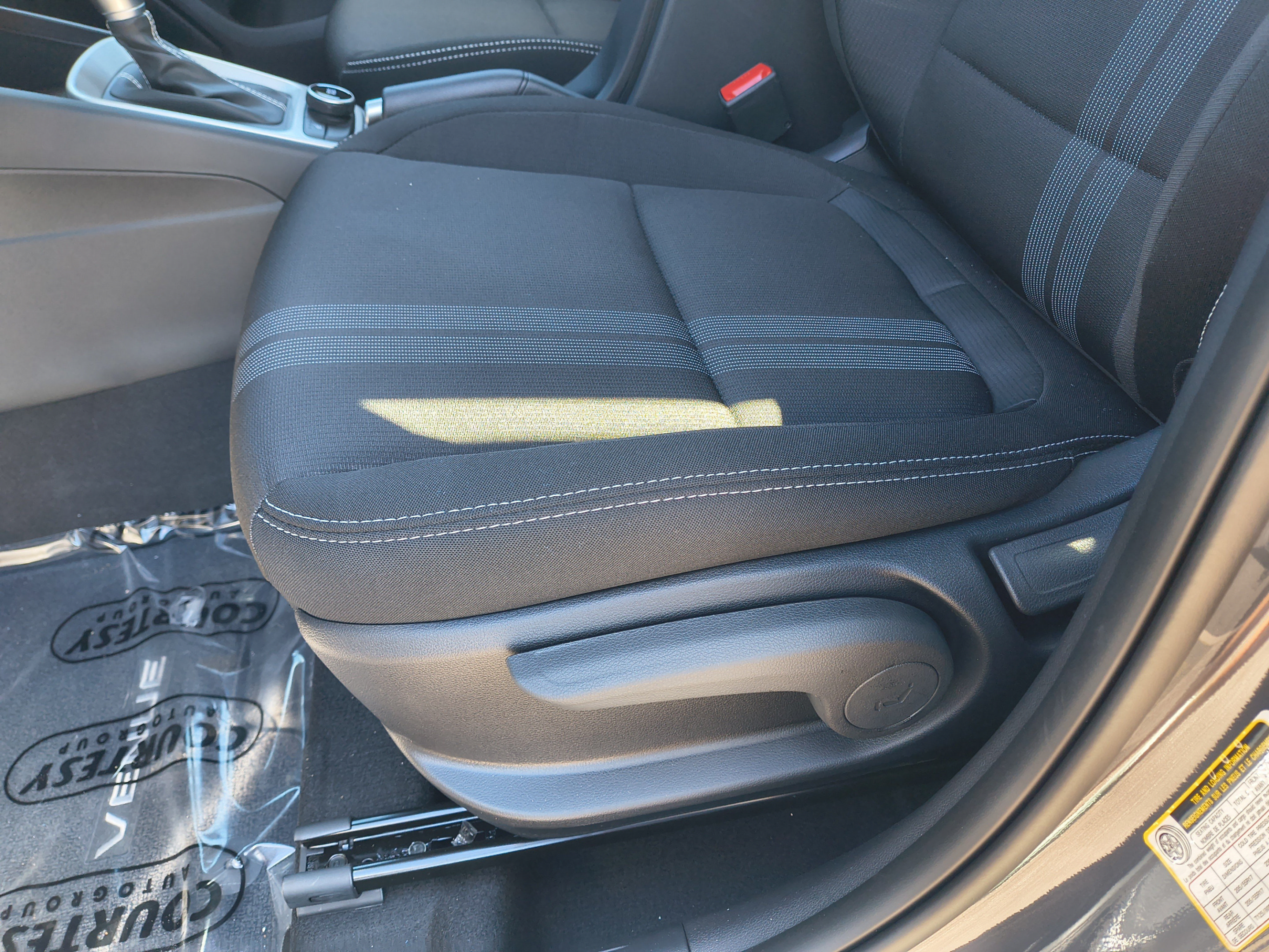 New 2026 Hyundai Venue SEL FWD image 18