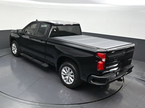 Used 2021 Chevrolet Silverado 1500 Custom RWD image 17