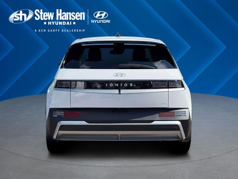 New 2026 Hyundai Ioniq 5 SEL image 7