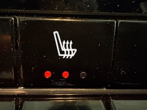 Used 2023 Chevrolet Colorado Z71 w/ Z71 Convenience Package 2 image 7