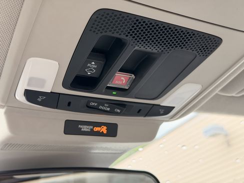Used 2023 Honda Accord EX image 23