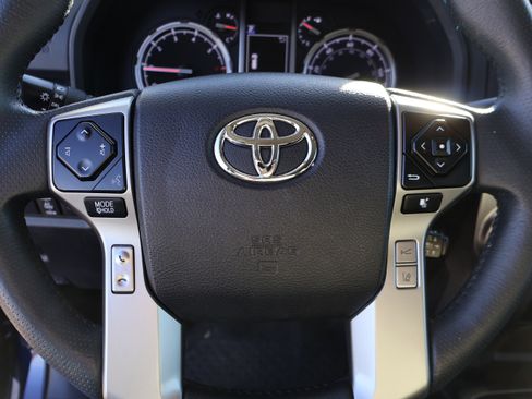 Used 2022 Toyota 4Runner TRD Sport image 38