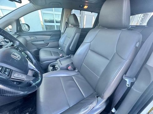 Used 2014 Honda Odyssey Touring Elite image 9