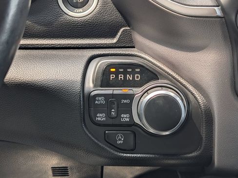 Used 2019 RAM 1500 Big Horn AWD/4WD image 19