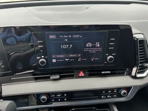 Used 2023 Kia Sportage LX image 19