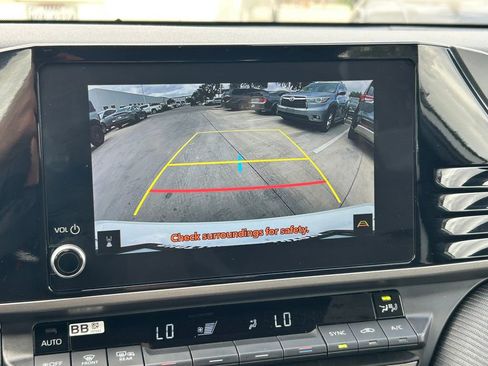 Certified 2025 Toyota Camry SE image 32