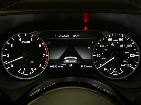 Used 2023 Nissan Rogue SV w/ SV Premium B Package image 13