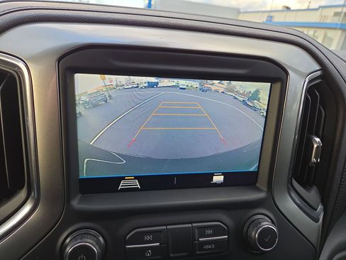 Used 2019 Chevrolet Silverado 1500 RST image 27