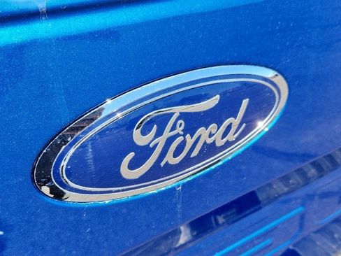 Used 2018 Ford F150 XLT w/ Equipment Group 302A Luxury image 17