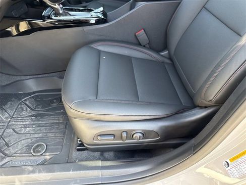 New 2026 Chevrolet Trax RS w/ Driver Confidence Package image 11