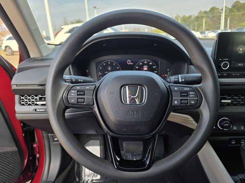 Used 2023 Honda Accord EX image 21