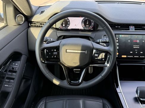 Certified 2026 Land Rover Range Rover Evoque Dynamic SE image 18