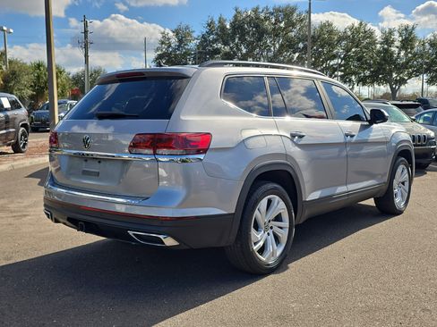 Used 2021 Volkswagen Atlas SE w/ Panoramic Sunroof Package image 8
