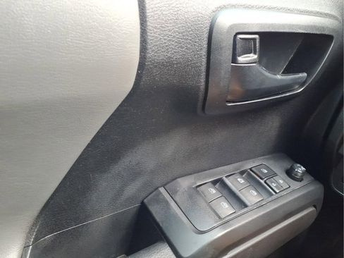 Used 2021 Toyota Tacoma SR w/ SR Convenience Package RWD image 24