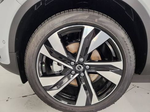 New 2026 Volvo XC40 B5 Ultra w/ Protection Package Premier AWD/4WD image 8