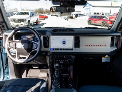 New 2025 Ford Bronco Heritage Edition AWD/4WD image 14