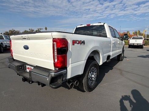 New 2026 Ford F350 Lariat w/ FX4 Off-Road Package image 4
