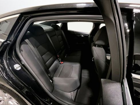 Used 2023 Chevrolet Malibu LT image 24