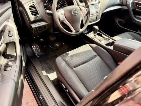 Used 2016 Nissan Altima 2.5 S w/ Power Driver Seat Package FWD image 8