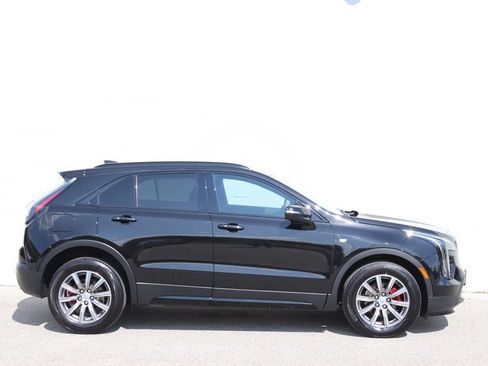 Used 2021 Cadillac XT4 Sport w/ Sun And Sound Package AWD/4WD image 25