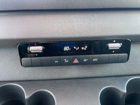 Used 2025 Mercedes-Benz Sprinter 2500 image 14