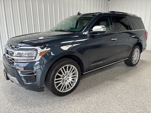 Used 2023 Ford Expedition Platinum AWD/4WD image 1