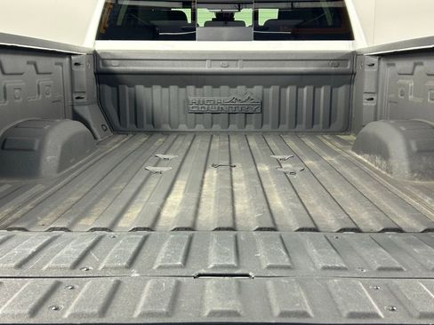 Used 2024 Chevrolet Silverado 3500 High Country w/ Technology Package image 15