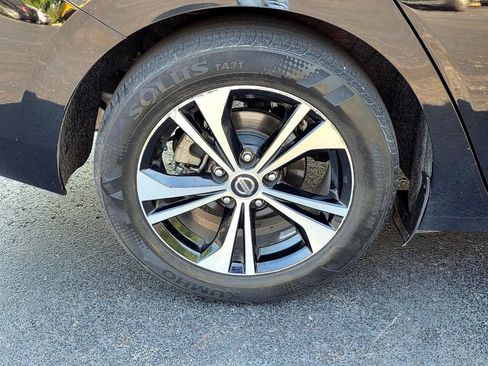 Used 2023 Nissan Sentra SV w/ Trunk Package image 11