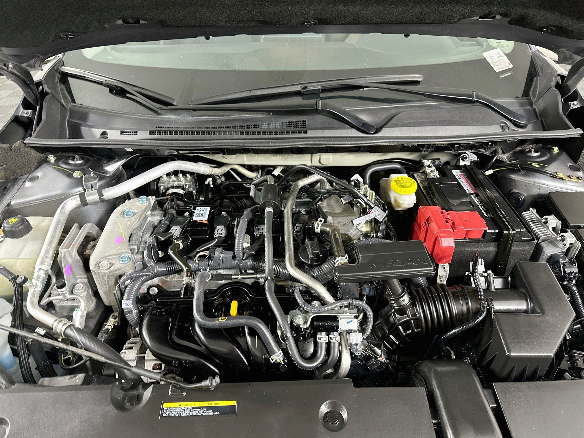 Used 2025 Nissan Sentra SR FWD image 31