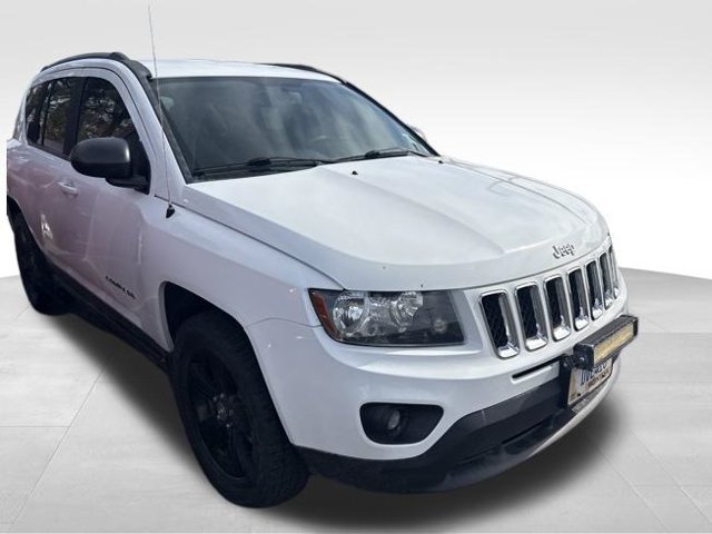 Used 2017 Jeep Compass Sport w/ Power Value Group AWD/4WD image 8