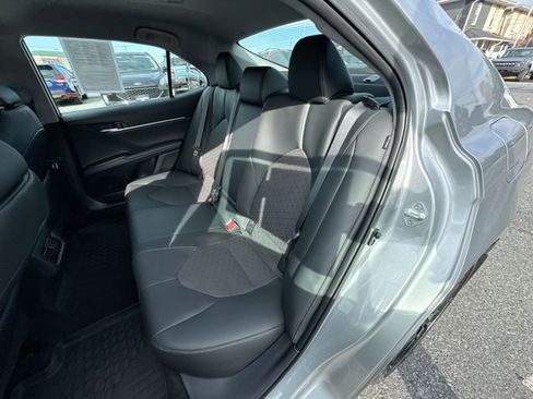Used 2022 Toyota Camry XSE image 22