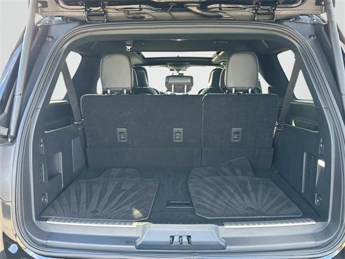 Used 2024 Lincoln Navigator L Reserve image 19