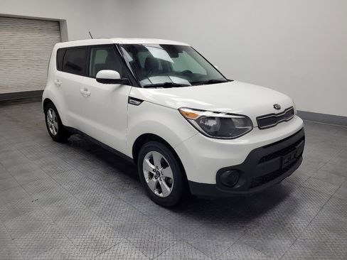 Used 2019 Kia Soul image 11