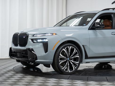 Certified 2024 BMW X7 M60i w/ Executive Package AWD/4WD image 27