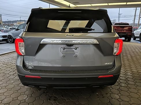 Certified 2023 Ford Explorer XLT image 6