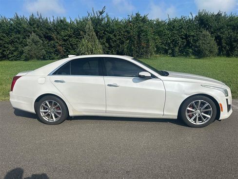 Used 2017 Cadillac CTS Luxury RWD image 13